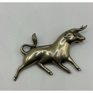 Vintage Mexican Large Sterling Silver Bull Brooch Pin